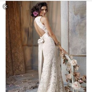 Jim Hjelm 8011 Wedding Dress